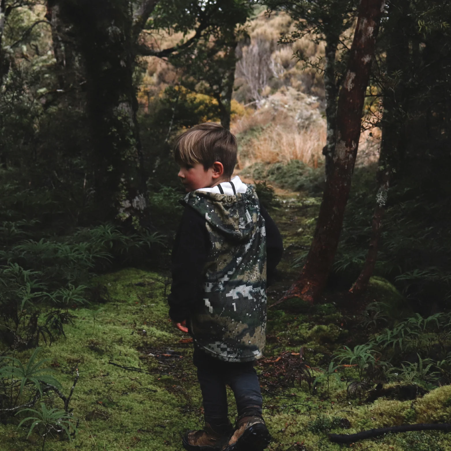 Whakarapu LS Hood Kids' - Image 3
